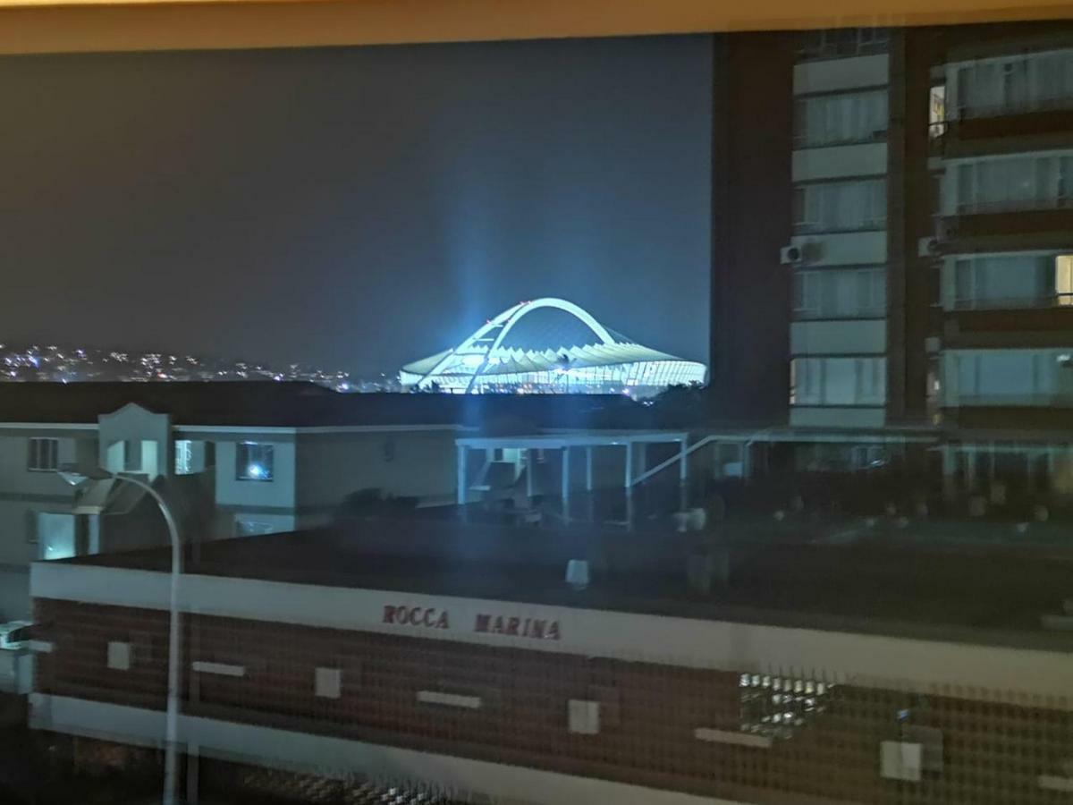 Durban Beach Getaway - Summersands, Inverter For Load Shedding, Free Wifi & Free Parking מראה חיצוני תמונה