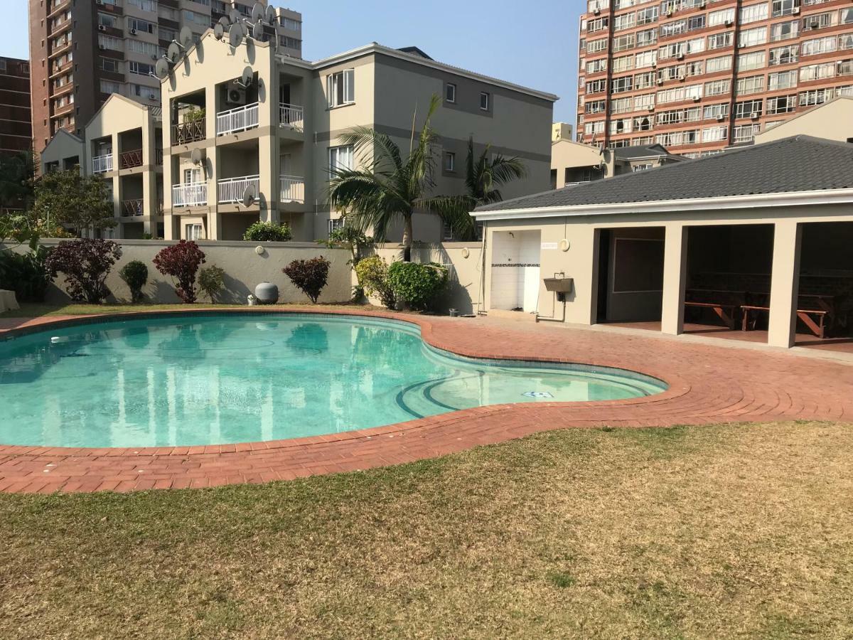 Durban Beach Getaway - Summersands, Inverter For Load Shedding, Free Wifi & Free Parking מראה חיצוני תמונה